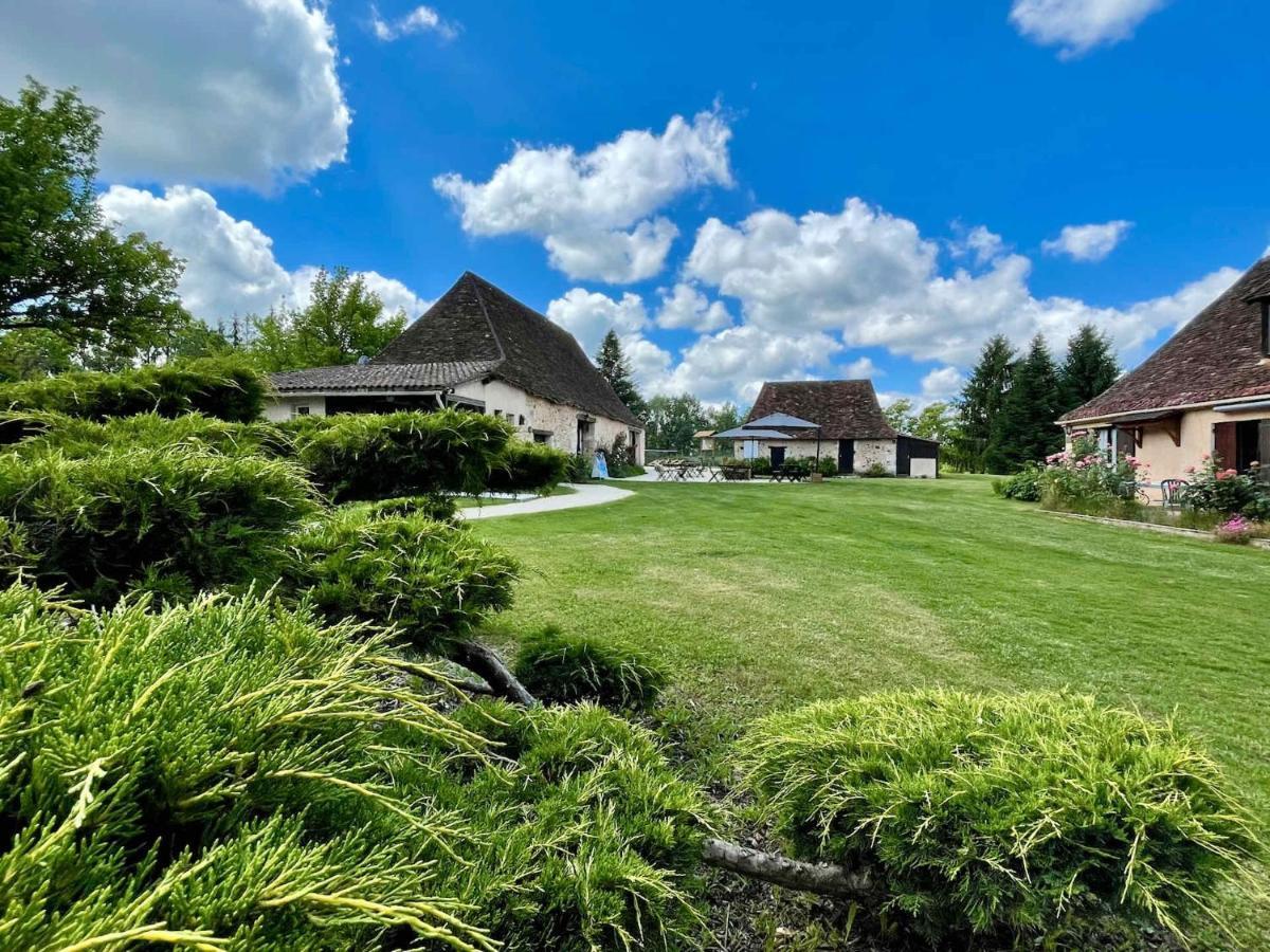 Отель Le Domaine Du Bois Coquet La Douze Экстерьер фото