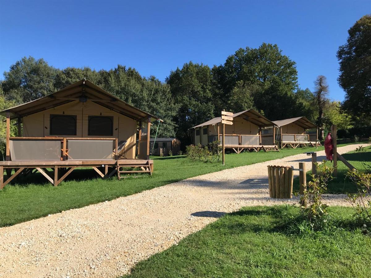 Отель Le Domaine Du Bois Coquet La Douze Экстерьер фото