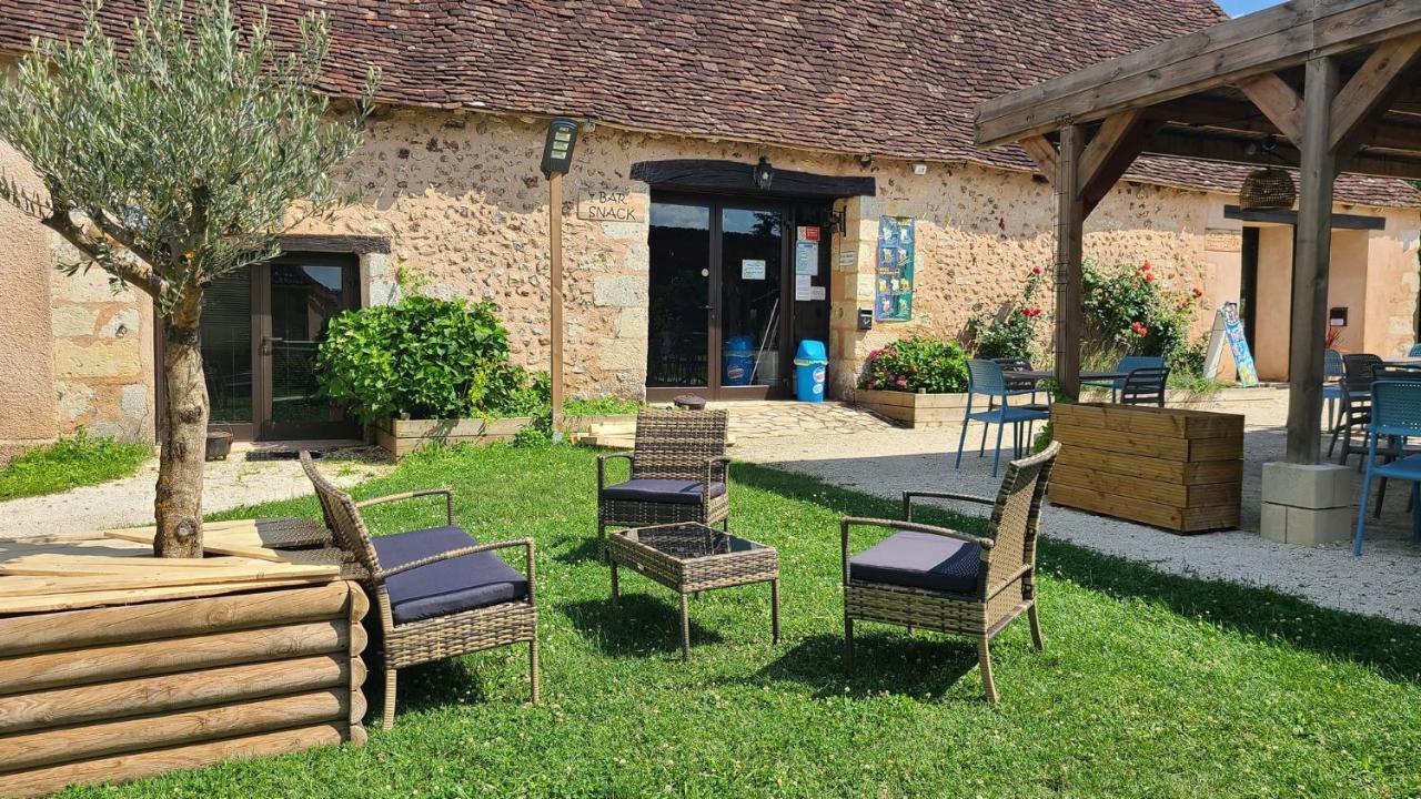 Отель Le Domaine Du Bois Coquet La Douze Экстерьер фото