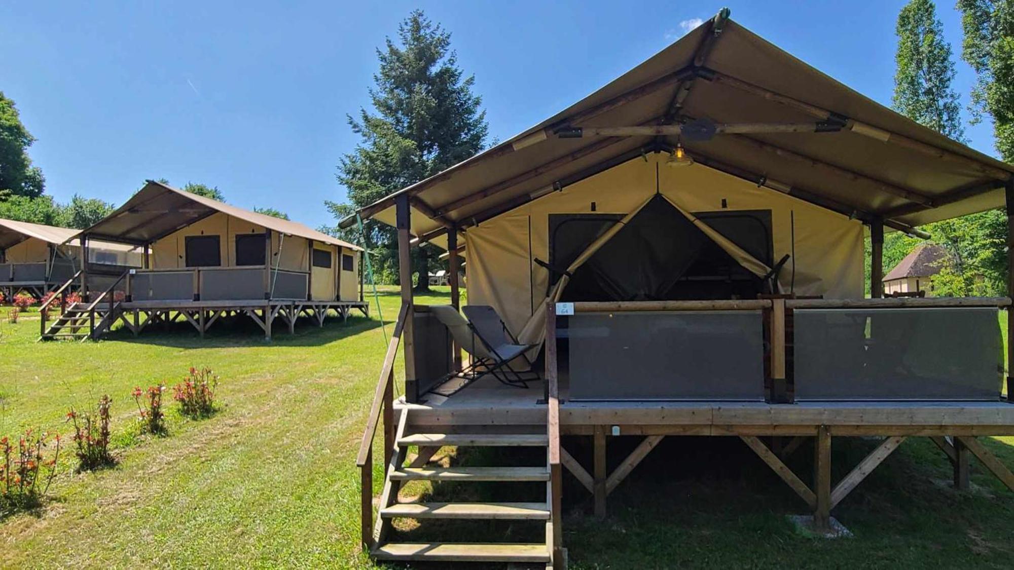 Отель Le Domaine Du Bois Coquet La Douze Экстерьер фото